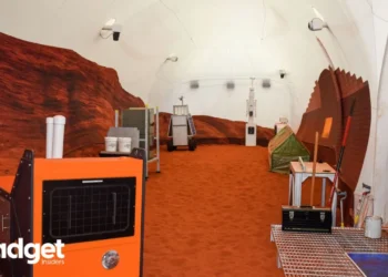 Join NASA's Epic Adventure Live Like a Martian for a Year in Space Simulation