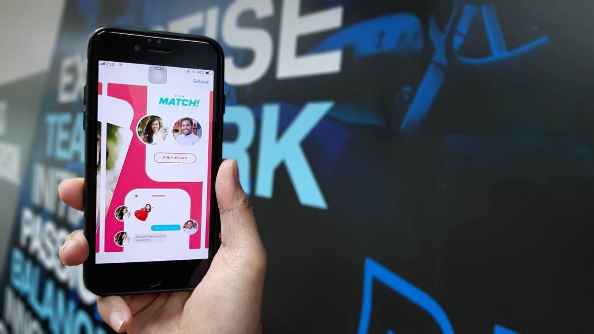 Swiping Right on Safety: Tinder's Latest Move to Boost Confidence and Connections