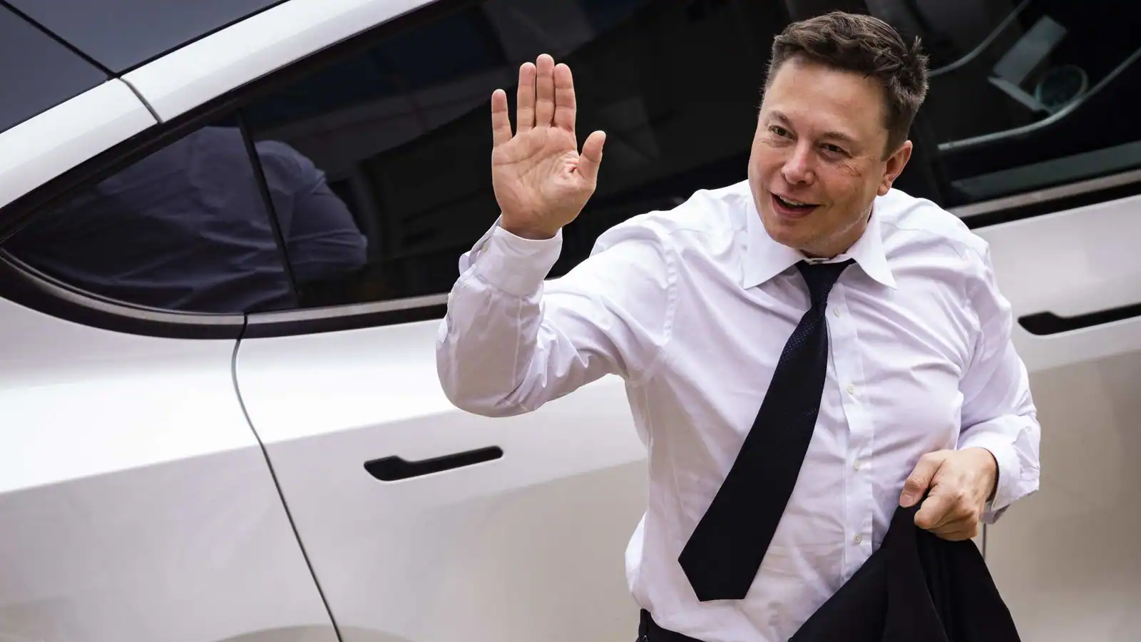 The Irony of Digital Necessities: Elon Musk's Tesla Account Conundrum