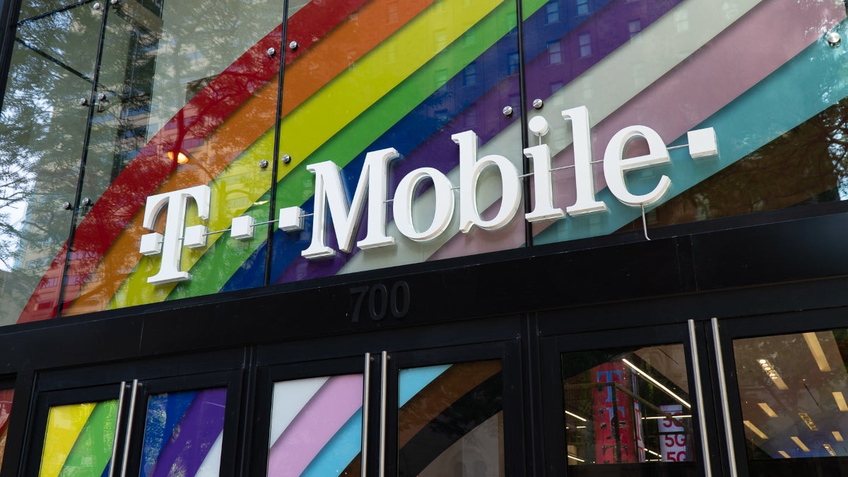 Know How T-Mobile’s Latest 5G Move Will Leave AT&T Far Behind