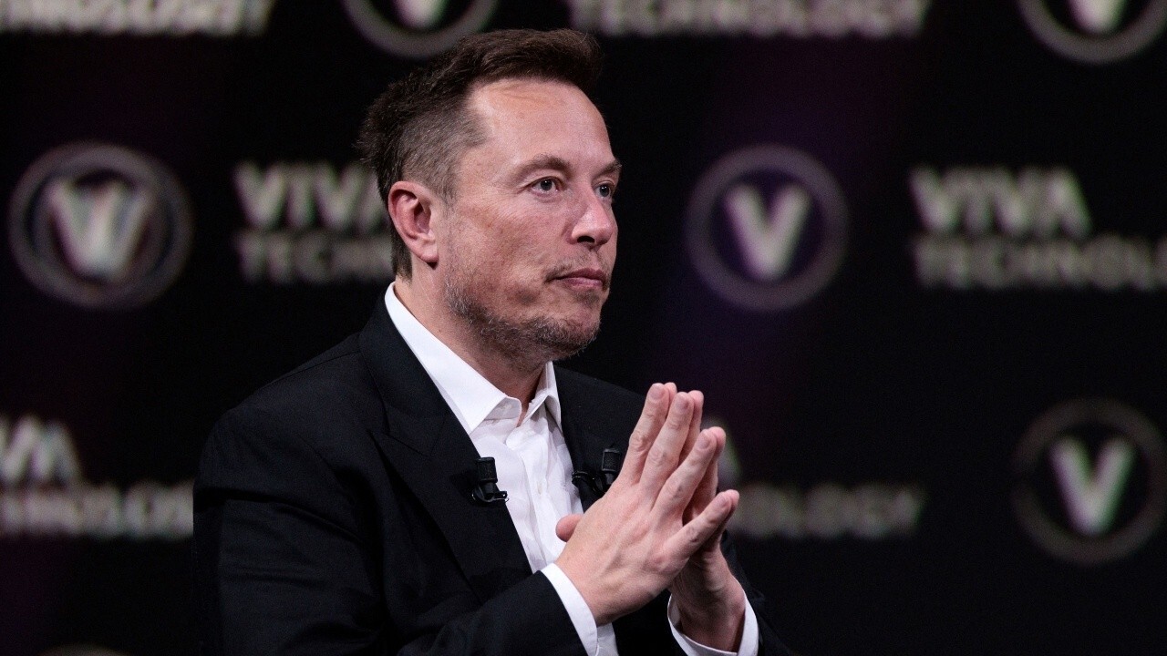 Elon Musk’s Lawyers Demand Almost $6 Billion Tesla Stock