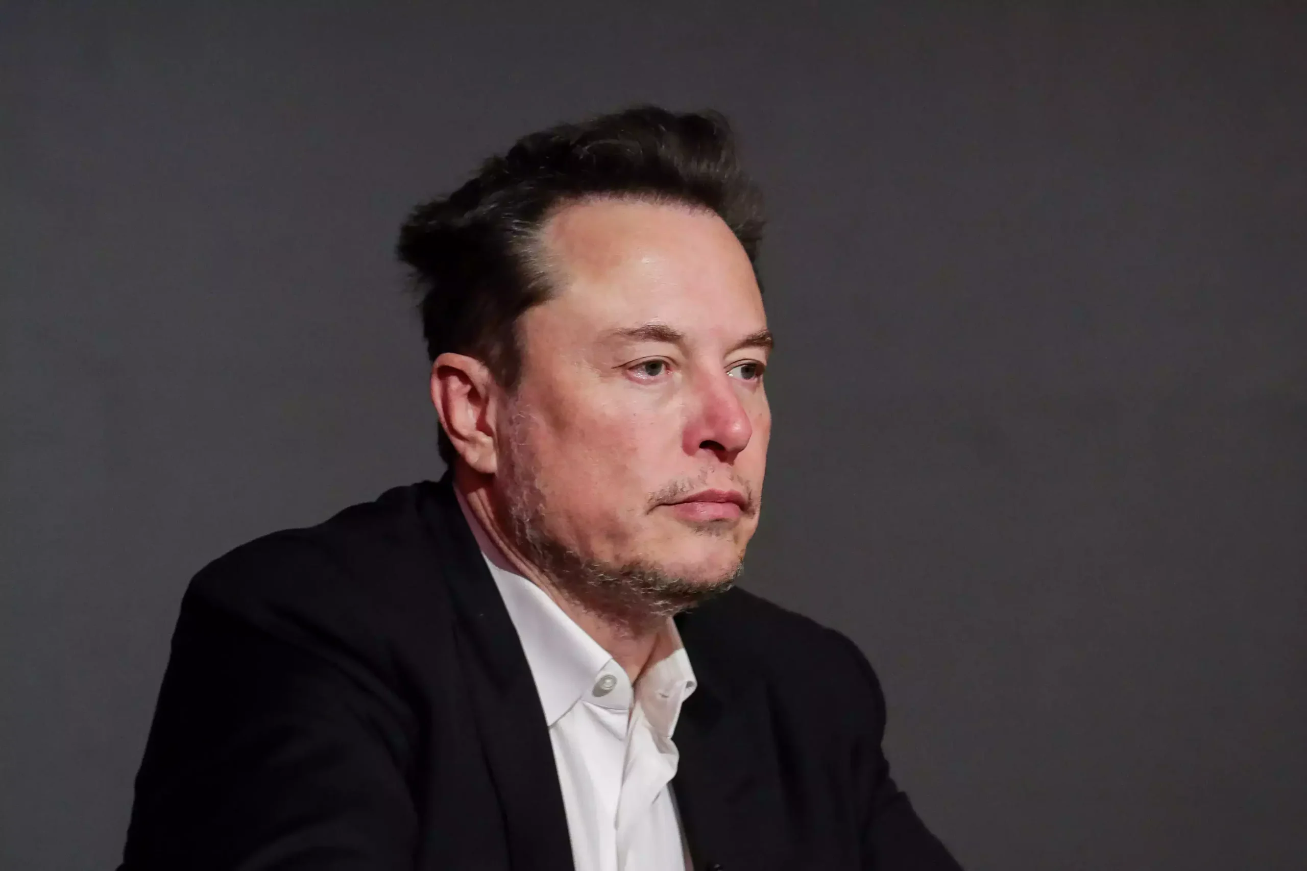 Elon Musk vs. MacKenzie Scott: Billionaires Battle Over Giving Back