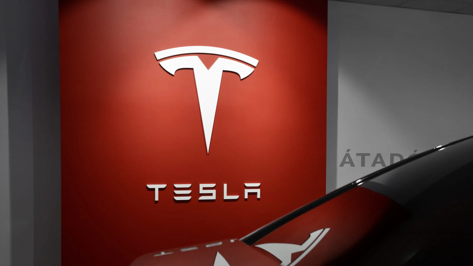 Tesla Faces Heat: A Closer Look at Workplace Fairness Claims