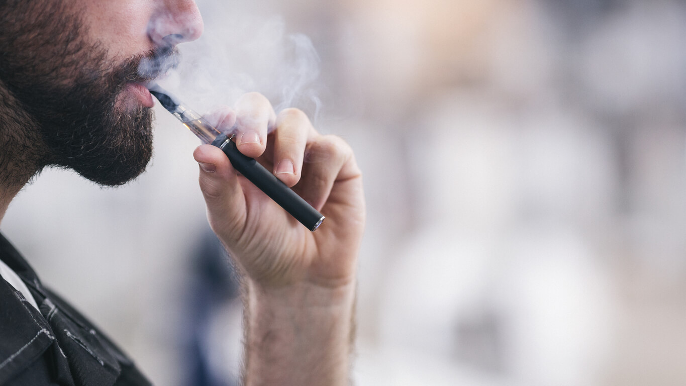 Switching to Vaping: How Today's Smokers Are Quitting the Old Way for a New Hope