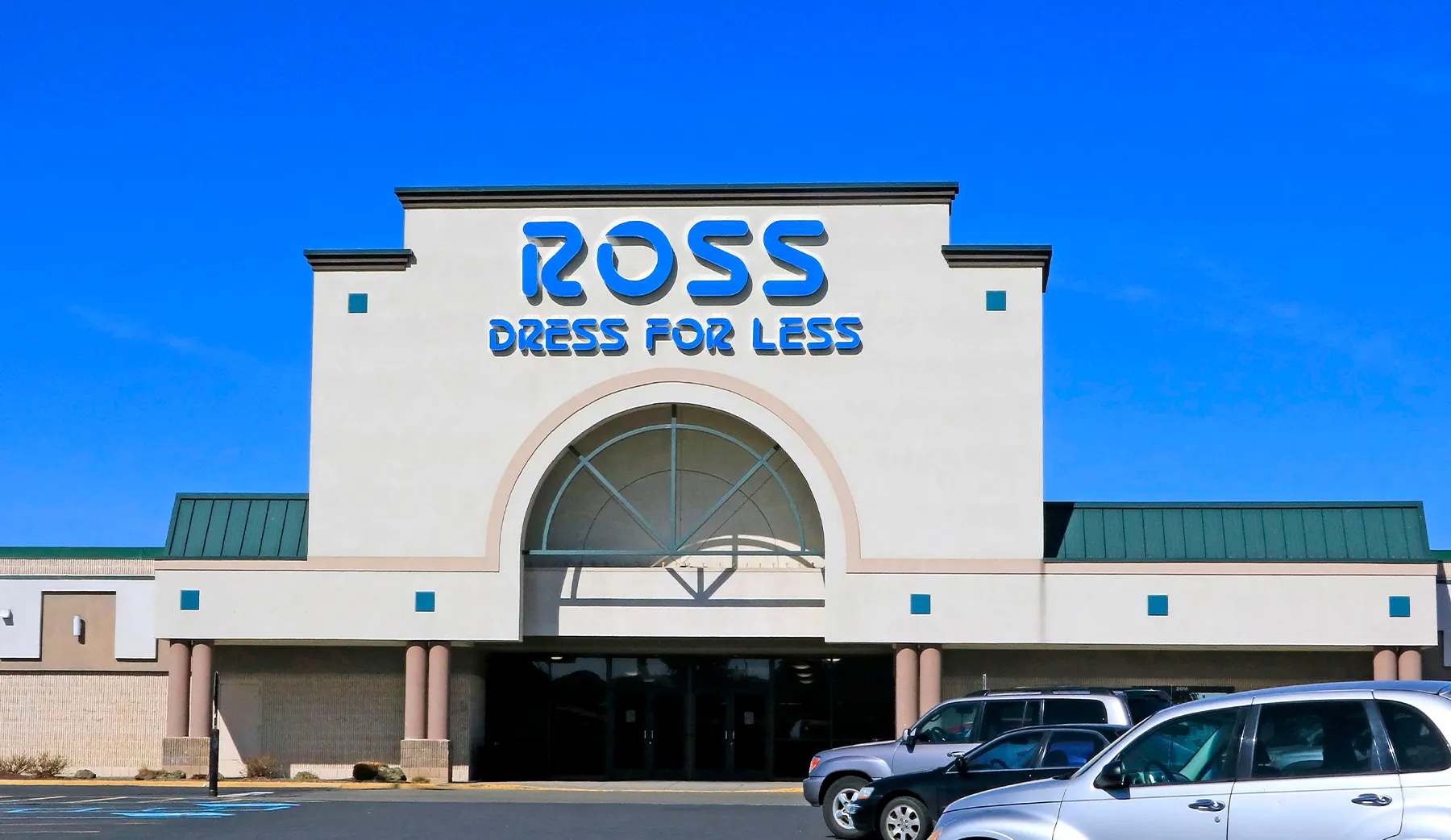 Budget-Friendly Fashion: How TJX and Ross Are Winning Over Shoppers with Trendy, Affordable Finds