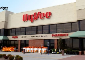Community Calls for Boycott After Hy-Vee Announces Store Closures in Iowa