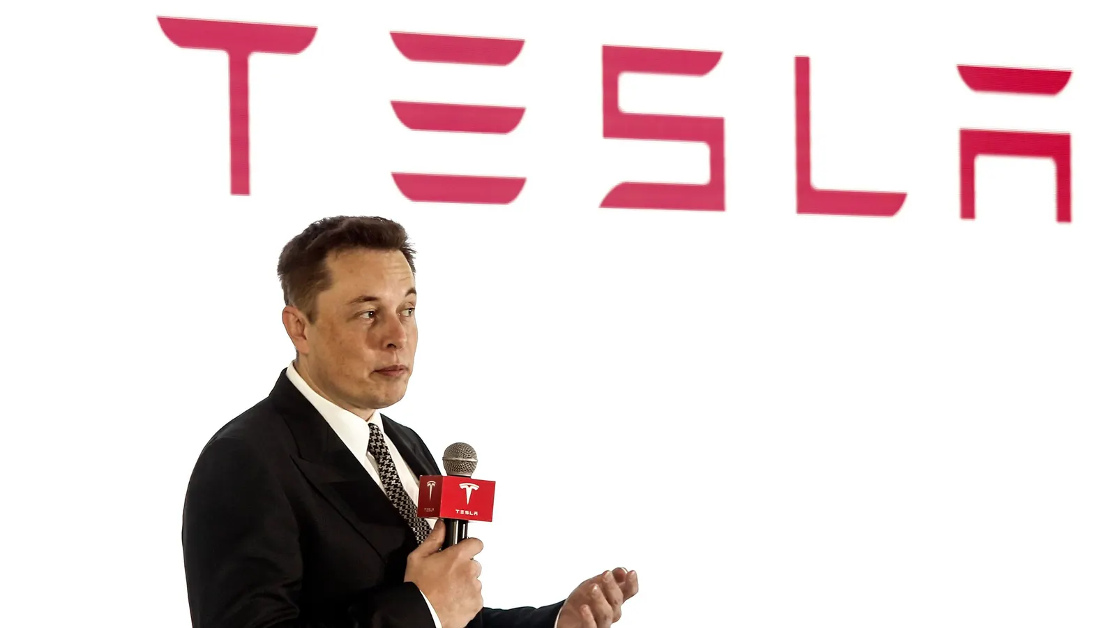 Elon Musk's $56 Billion Salary Debate Why Tesla Investors Might Say No--