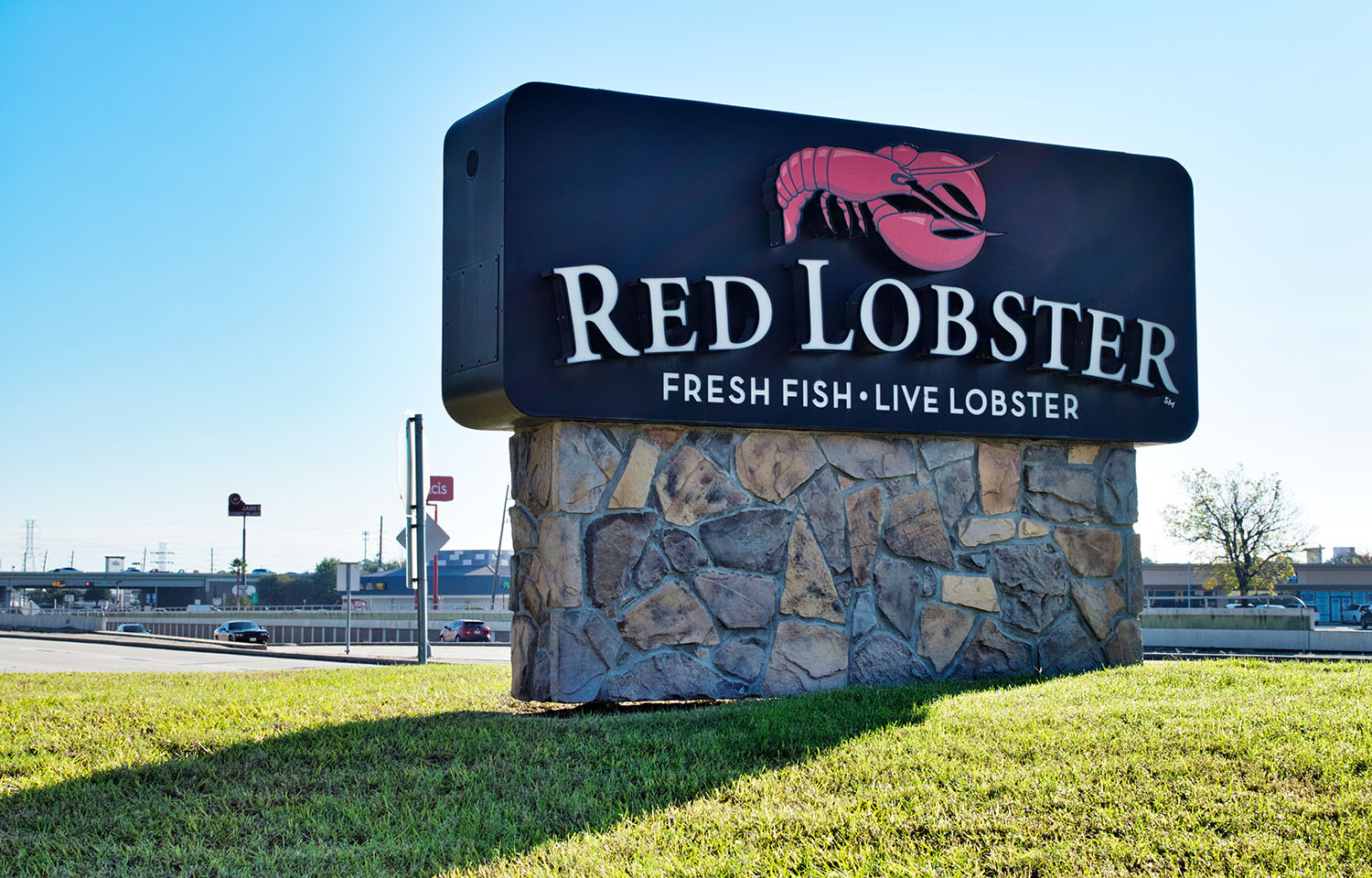 Endless Shrimp No More: How Red Lobster's Signature Deal Led to Financial Trouble