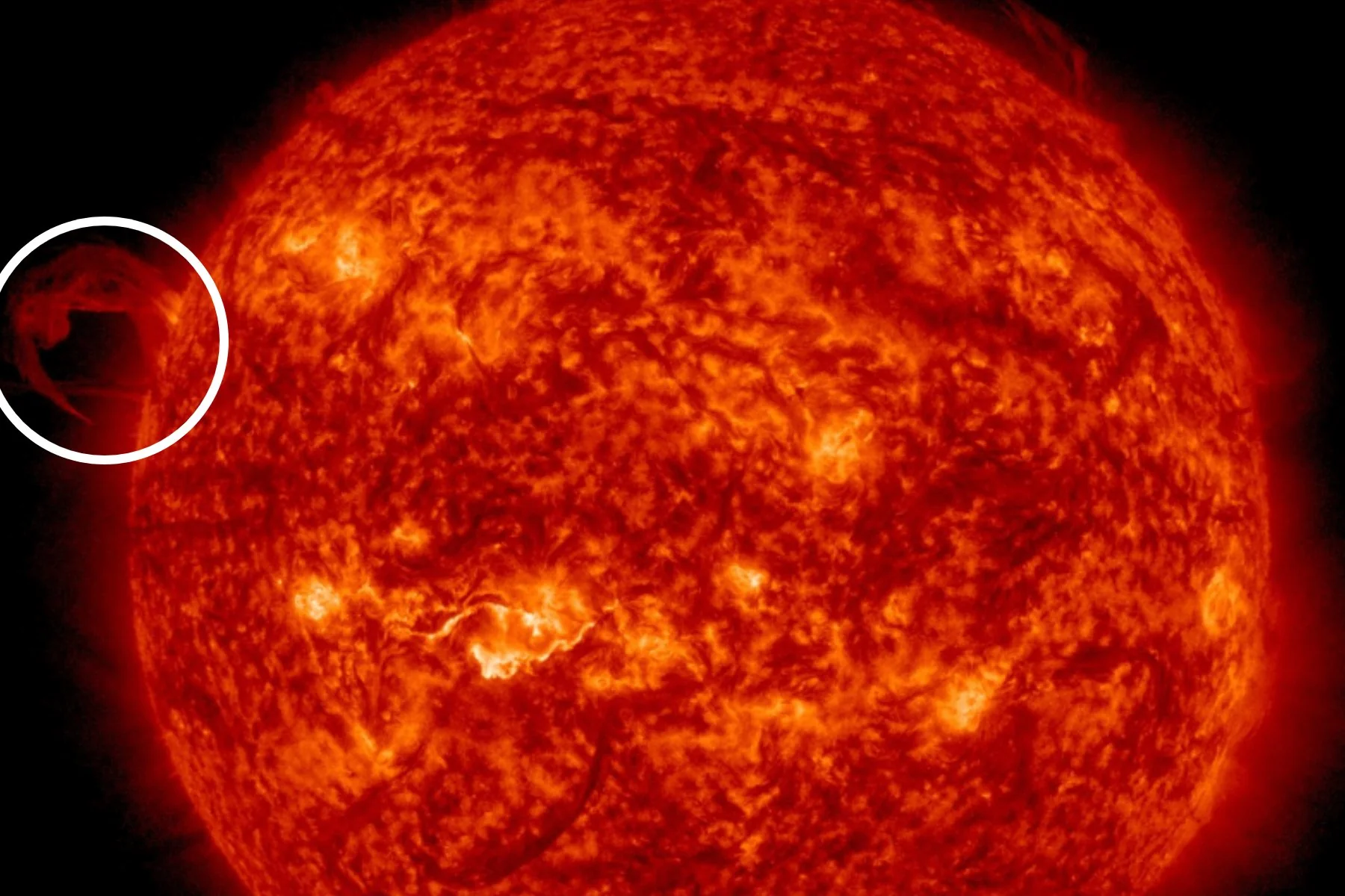 Farmers Hit Pause: How a Massive Solar Storm is Throwing Spring Planting into Disarray