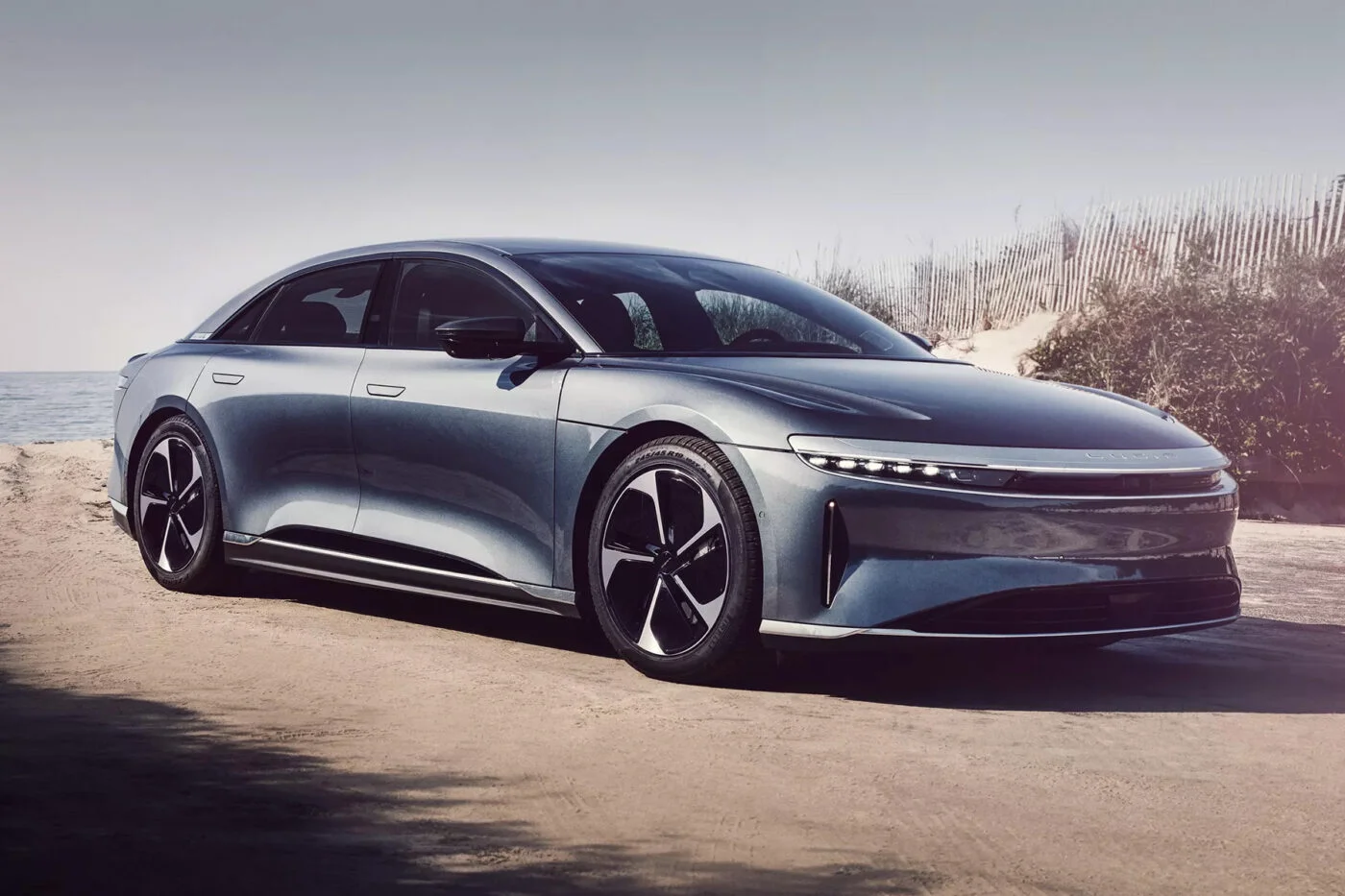 Lucid Motors: Navigating Through Financial Turbulence with Innovation and Resilience