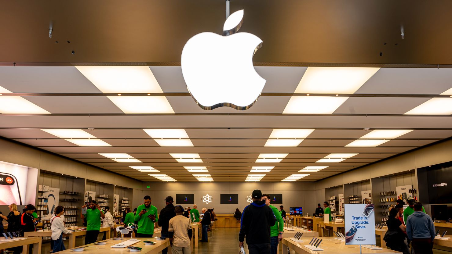 Maryland Apple Store Employees Vote to Strike: Key Issues and What's Next for Workers