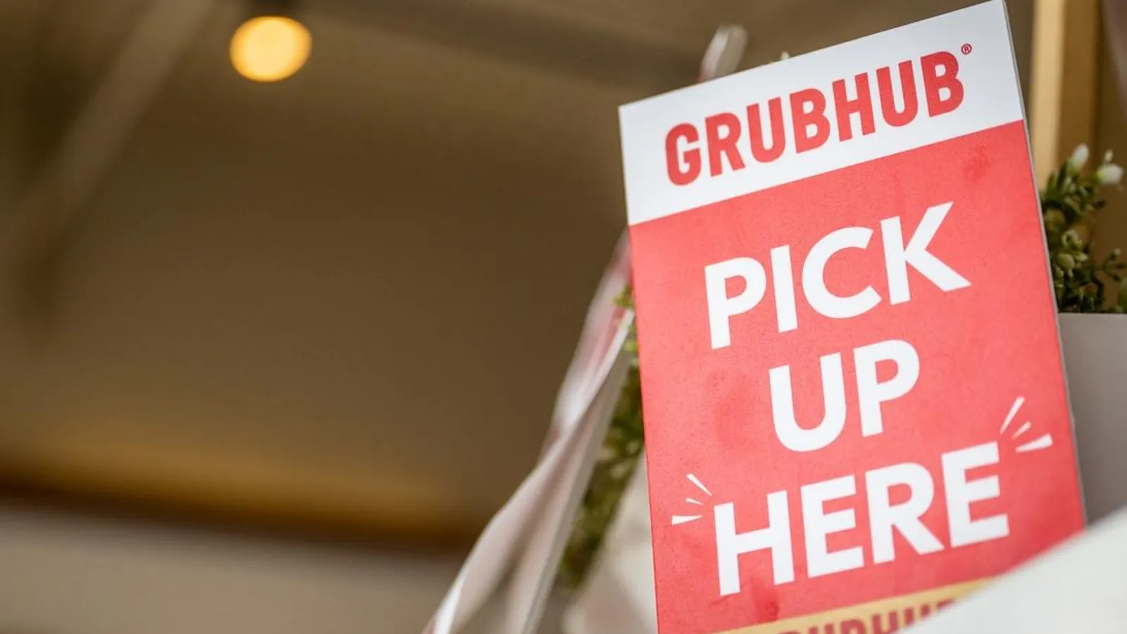 Now on Amazon: Tap to Order Your Favorite Meal with Grubhub's New In-App Feature!