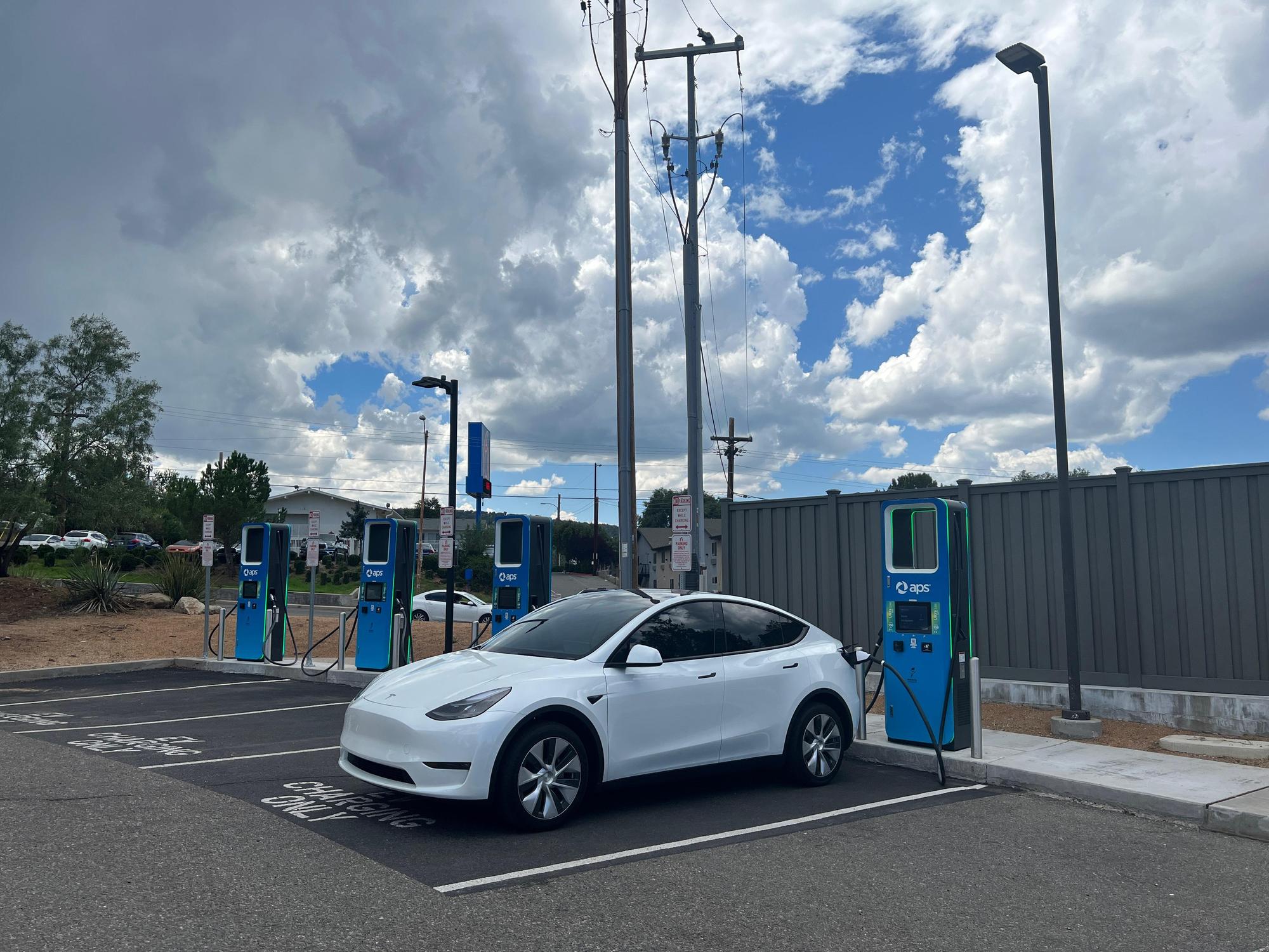 Study Reveals: EV Skeptics May Embrace Electric Vehicles in 3-5 Years