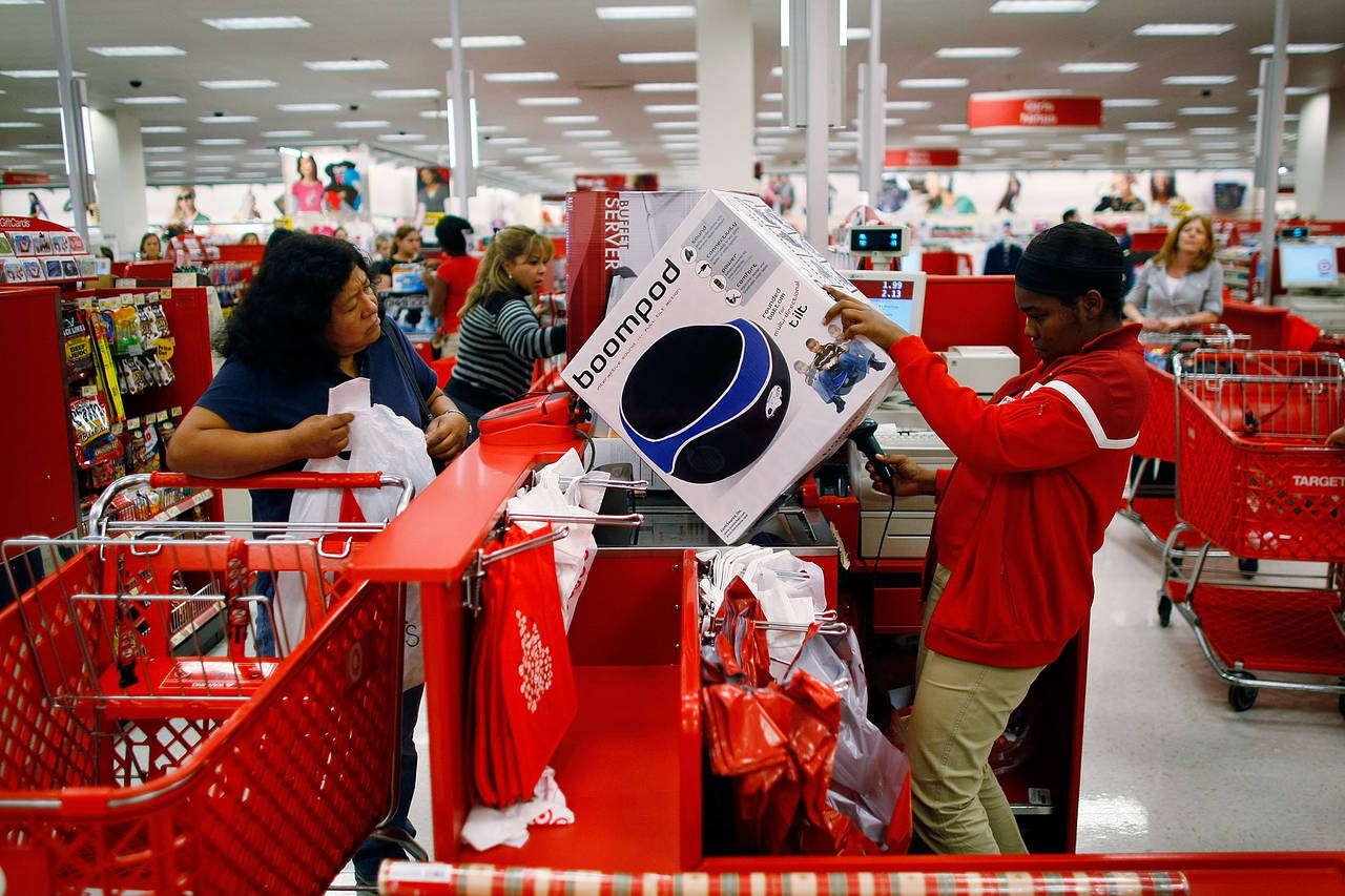 Target's Forecast: Why Your Shopping Bill Might Not Drop Despite Lower Prices