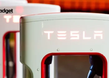 Tesla Drivers' Simple Hack: How a Damp Towel Can Speed Up Supercharger Sessions This Summer