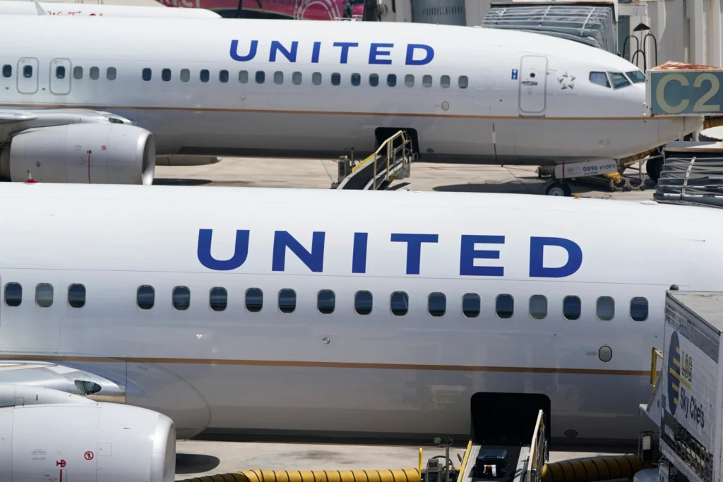 Why Did a United Airlines Boeing 737 Flight From Boston to San Francisco Land in Denver?