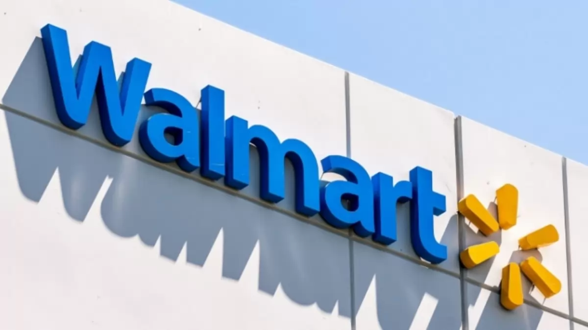 Walmart's Strategic Reshuffle: A Shift Toward Centralization Amid Corporate Layoffs