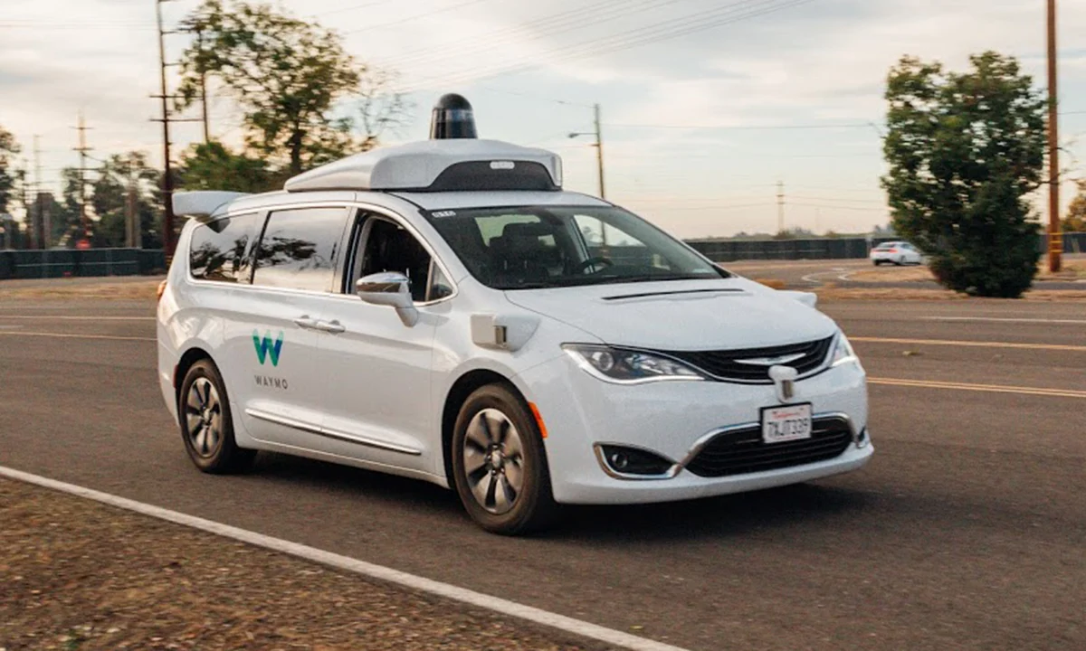 Waymo Outpaces Tesla in Self-Driving Car Technology: A Closer Look