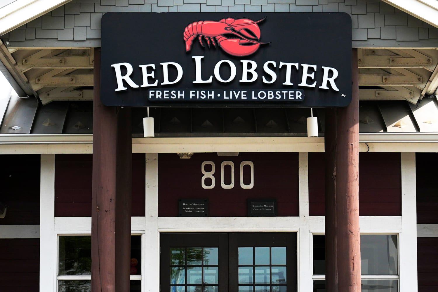 Why Did Red Lobster Really Close? Uncovering the Truth Behind Its Bankruptcy