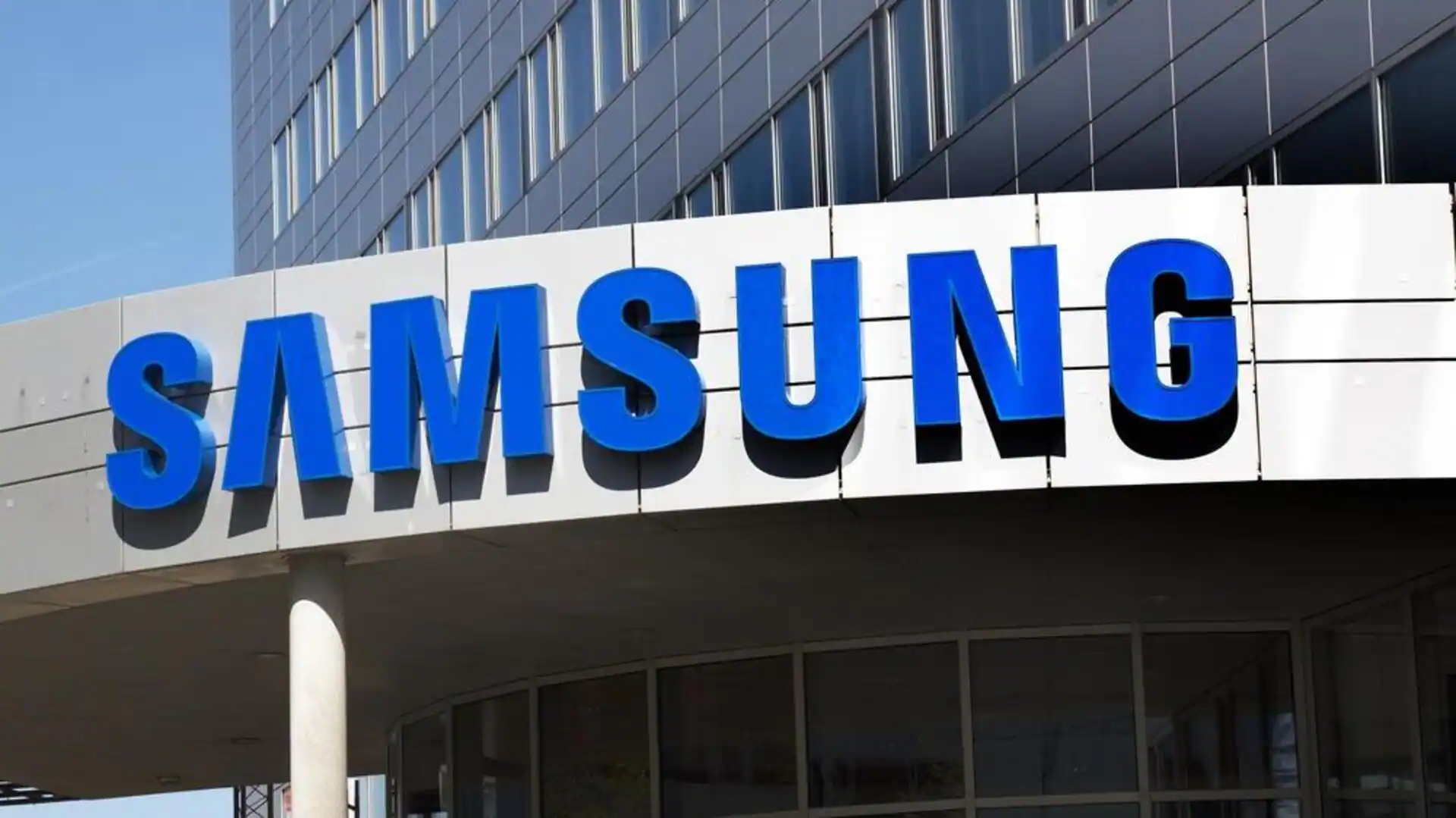 Samsung Is Shifting 25% of Its Smartphone Manufacturing to China, Here’s Why?