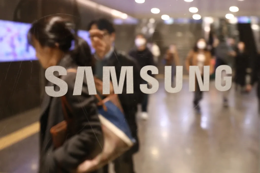 "Samsung Workers Make History with First Strike Ever Amid Tech Challenges
