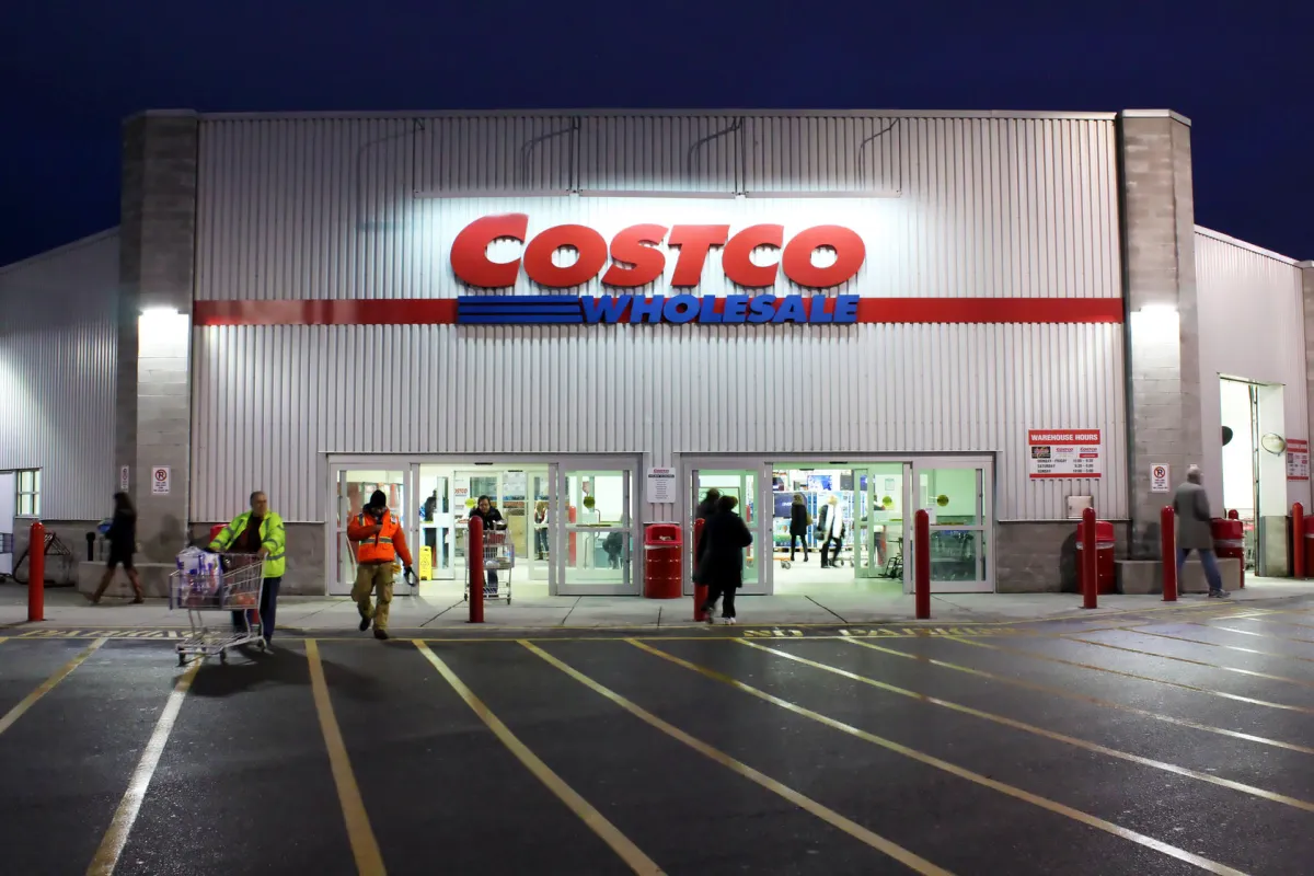Costco's New Tech Wave How the Store You Love is Changing Shopping and Prices--