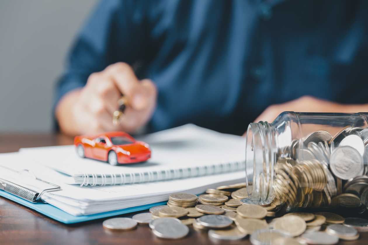 Ditching New Cars for Savings How Skipping $725 Monthly Payments Could Boost Your Future Wealth