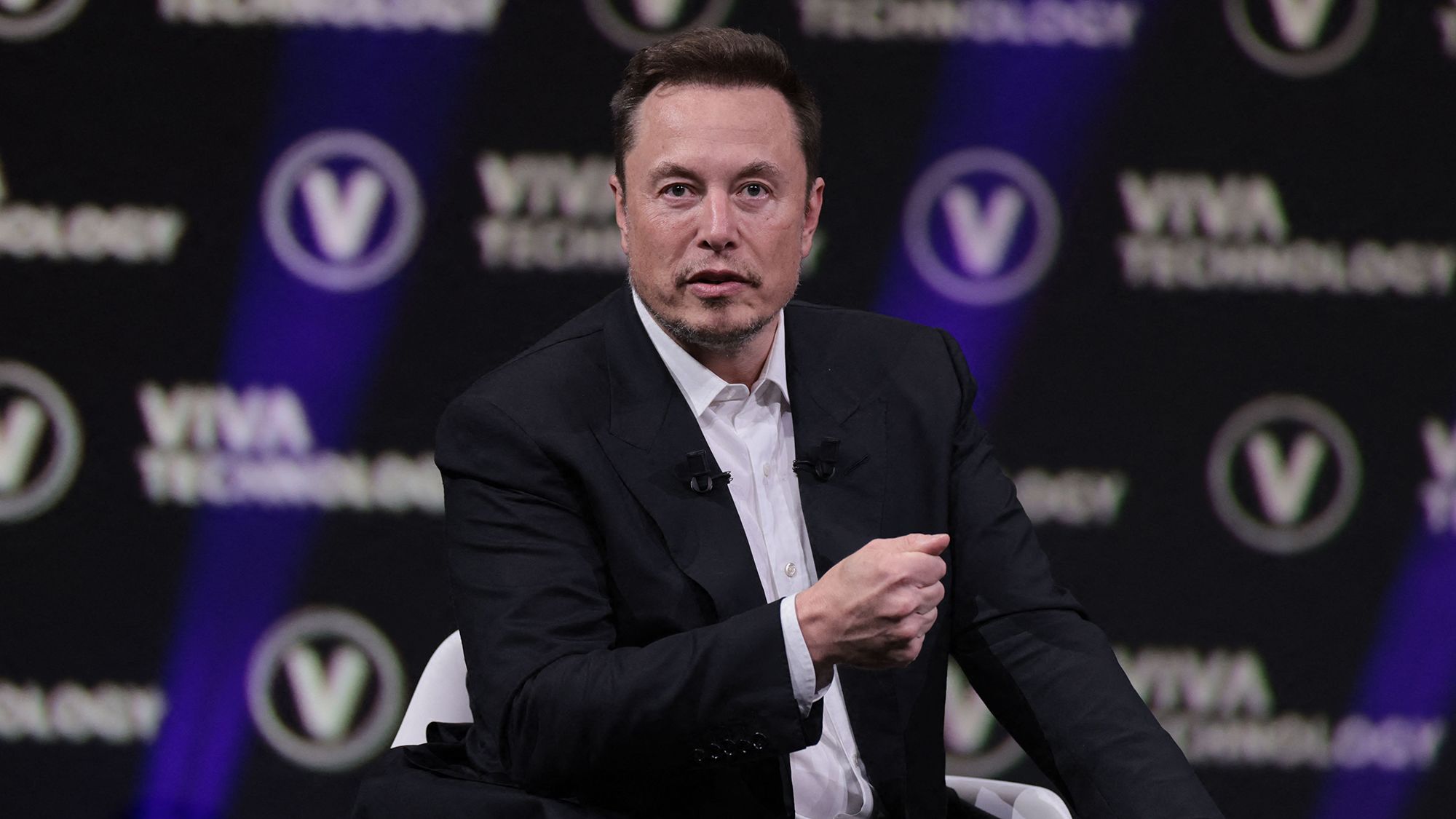 Elon Musk Takes His Battle for Tesla's Mega Pay Deal to Social Media What You Need to Know----
