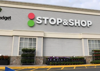 Facing High Prices, Stop & Shop Ponders Store Closures A Strategic Shift in the Retail Landscape