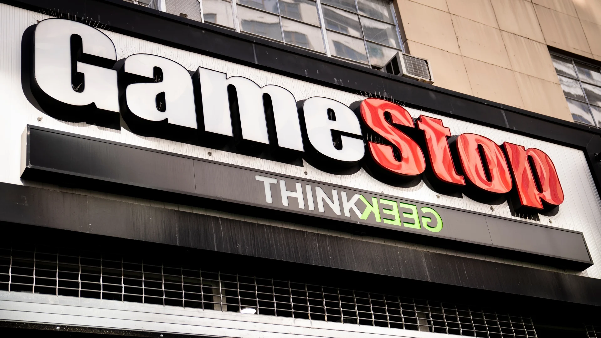 GameStop Mania Strikes Again: How One Viral Post Reignited the Stock's Wild Ride