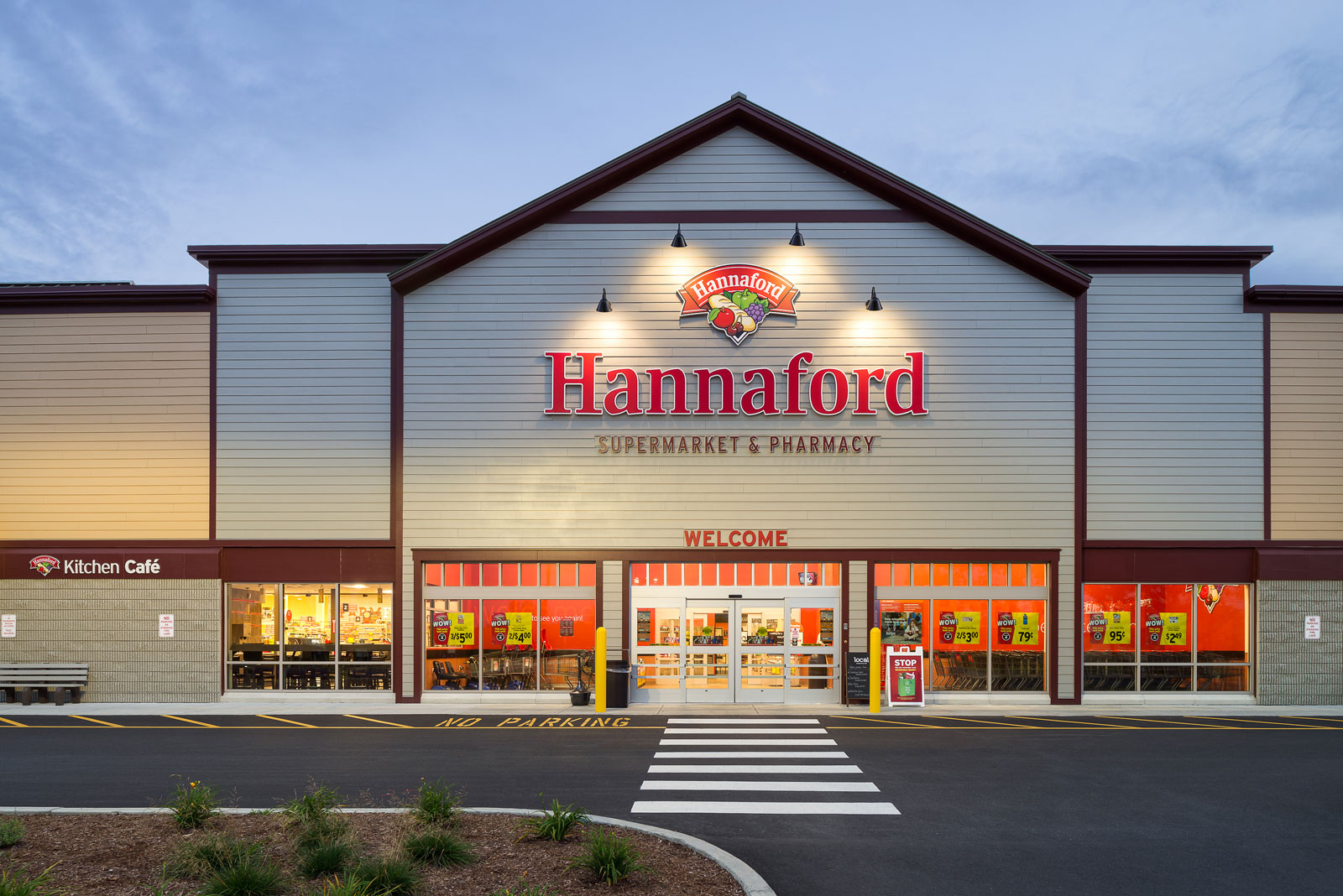 Hannaford Pulls Nutty Snack Mix from Shelves in New England What Shoppers Need to Do Now---