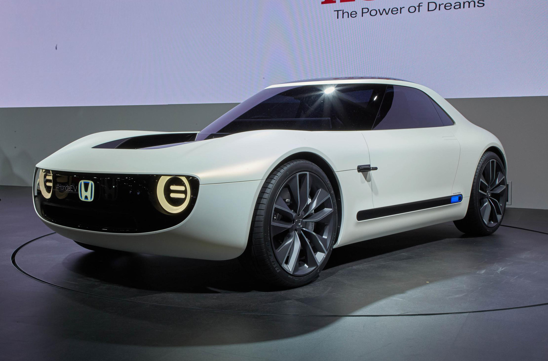 Honda Takes Charge A Closer Look at the Exciting Future of Electric Cars with the New Prologue----