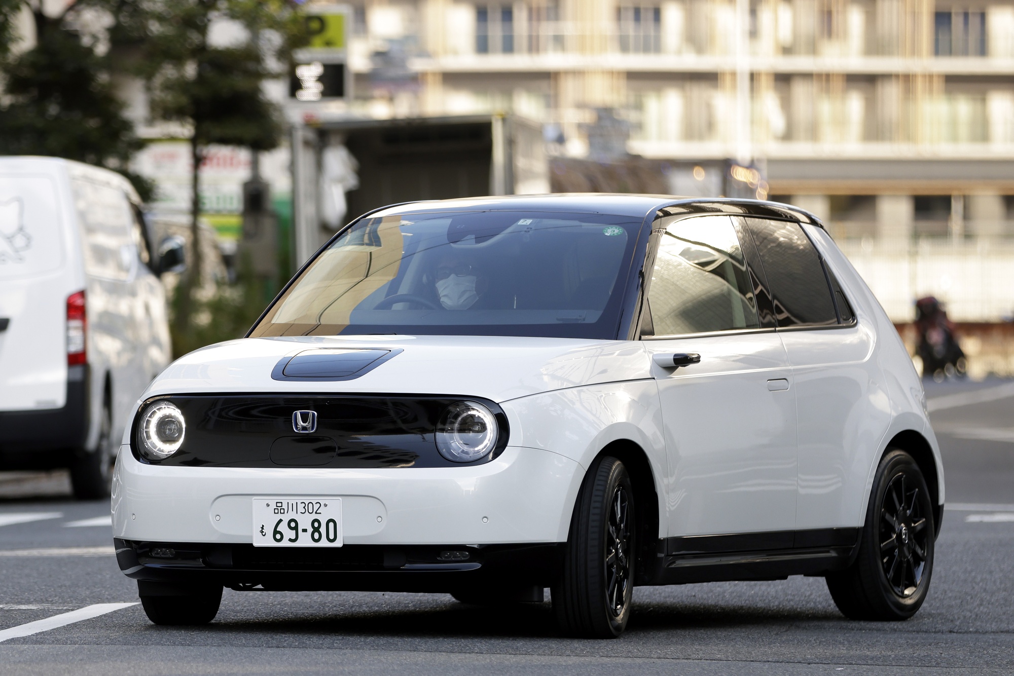 Honda Takes Charge A Closer Look at the Exciting Future of Electric Cars with the New Prologue---