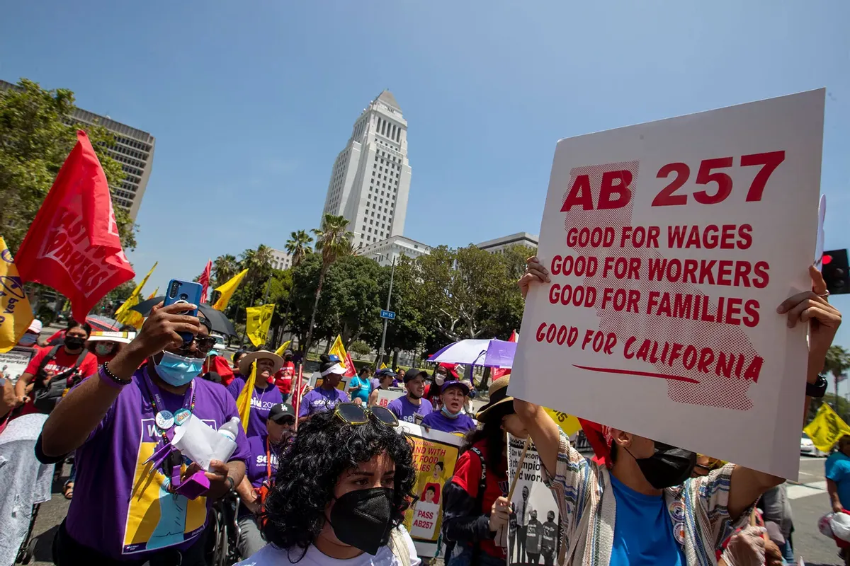How California's New $20 Minimum Wage is Impacting Fast Food Jobs and Prices--