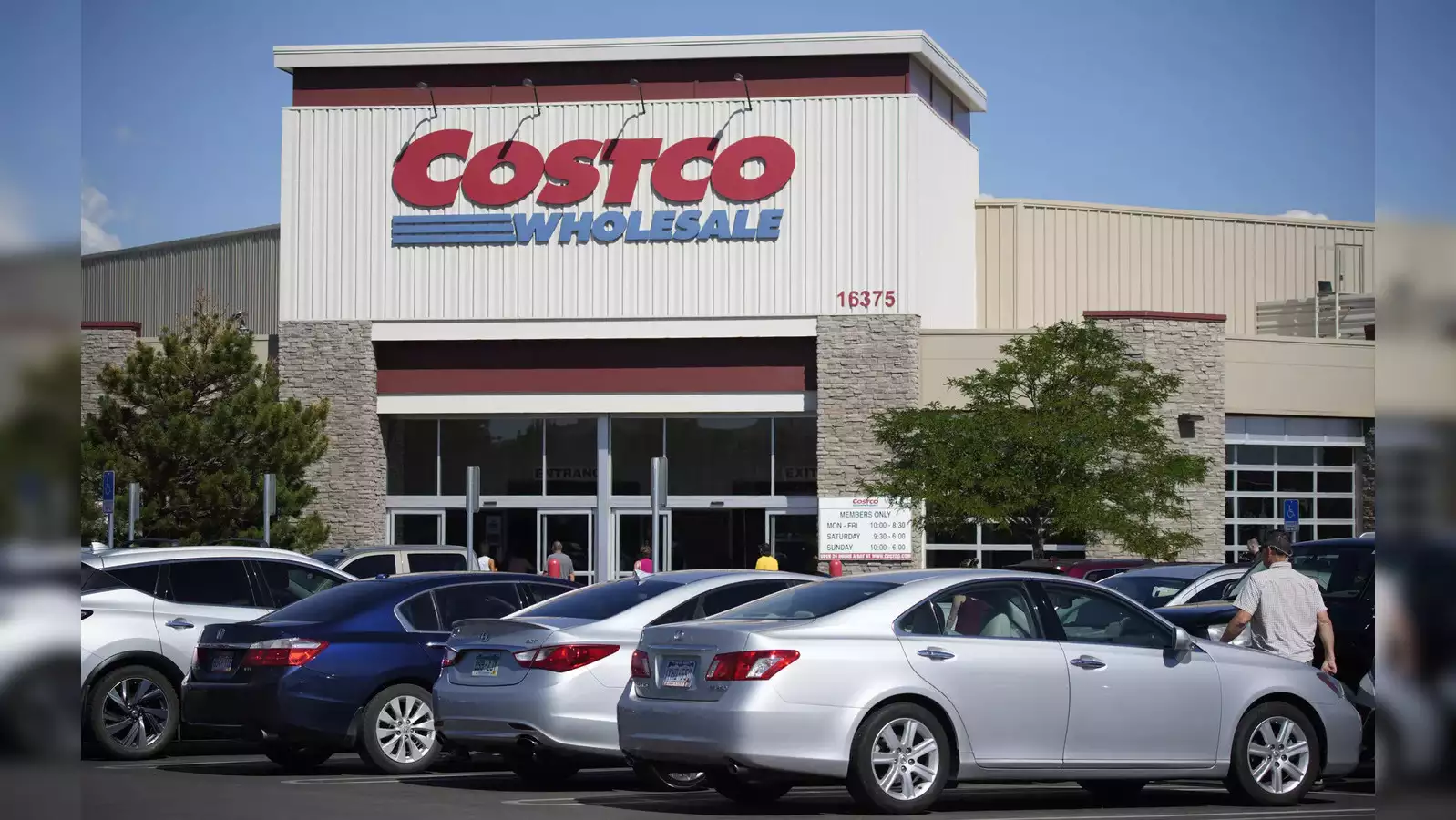 How Costco's Kirkland Became More Popular Than Nike: The Story Behind the $56 Billion Brand