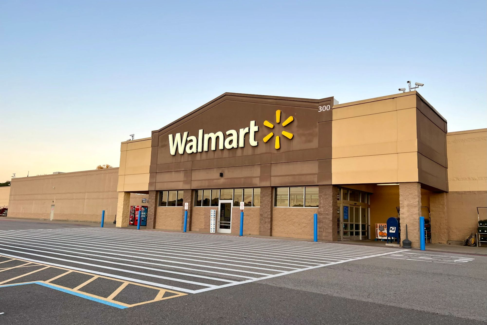 Is Walmart Really Switching Back to 24-Hour Shopping? Unpacking the Latest Rumors