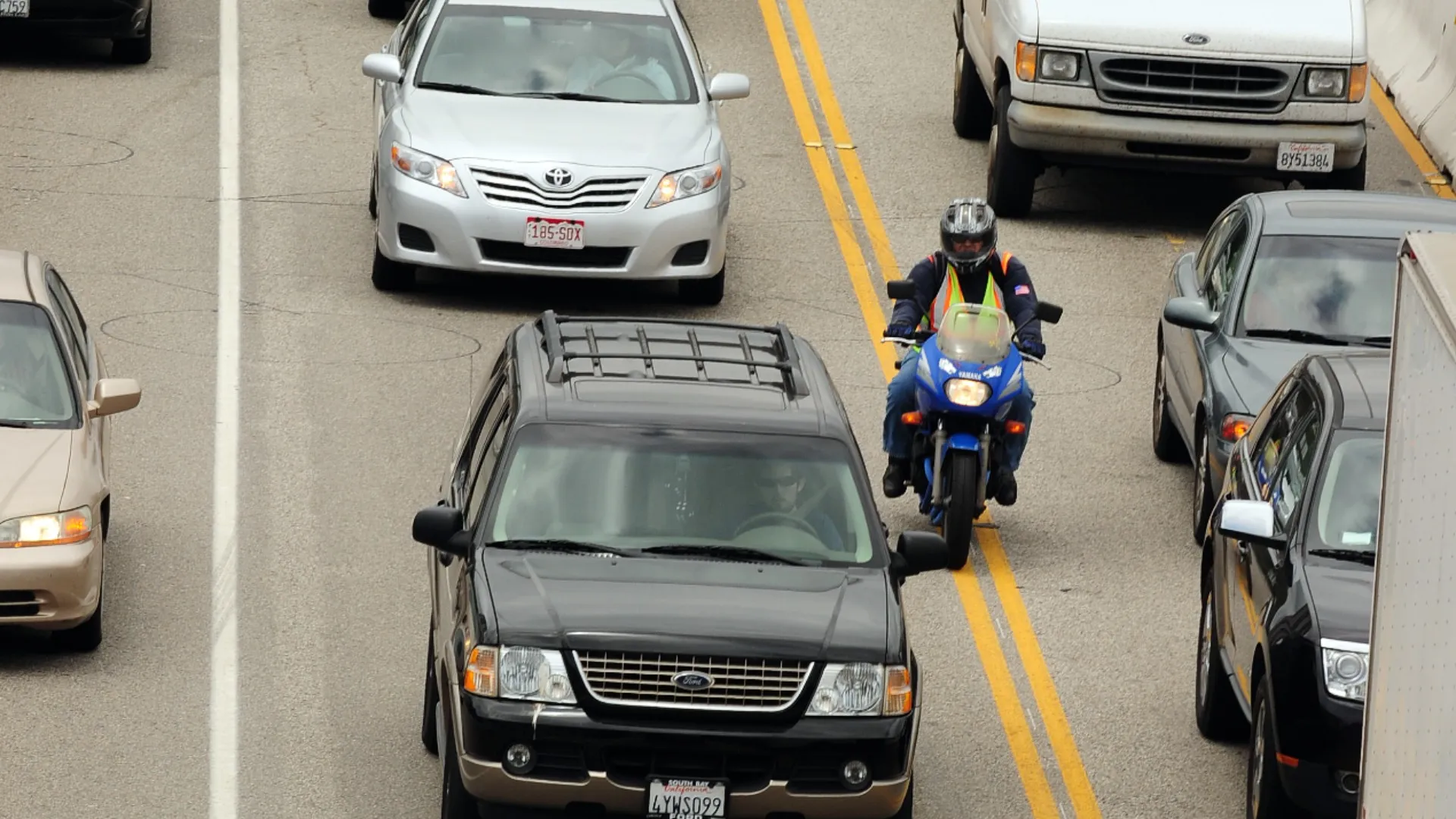 Minnesota Makes Moves: New Motorcycle Rule Aims to Cut Traffic Jams and Boost Biker Safety