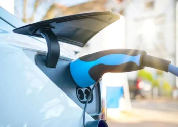 Non-Tesla Electric Vehicle Charging Stations Are Winning Over Drivers