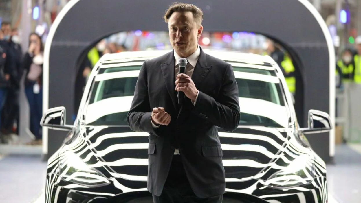 Norway's Wealth Fund Challenges Elon Musk's Huge Tesla Pay Plan: What This Means for Shareholders
