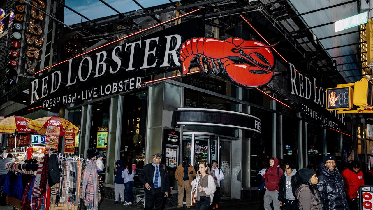 Red Lobster Struggles to Stay Open Will 135 More Locations Close Amid Bankruptcy and Lease Battles---
