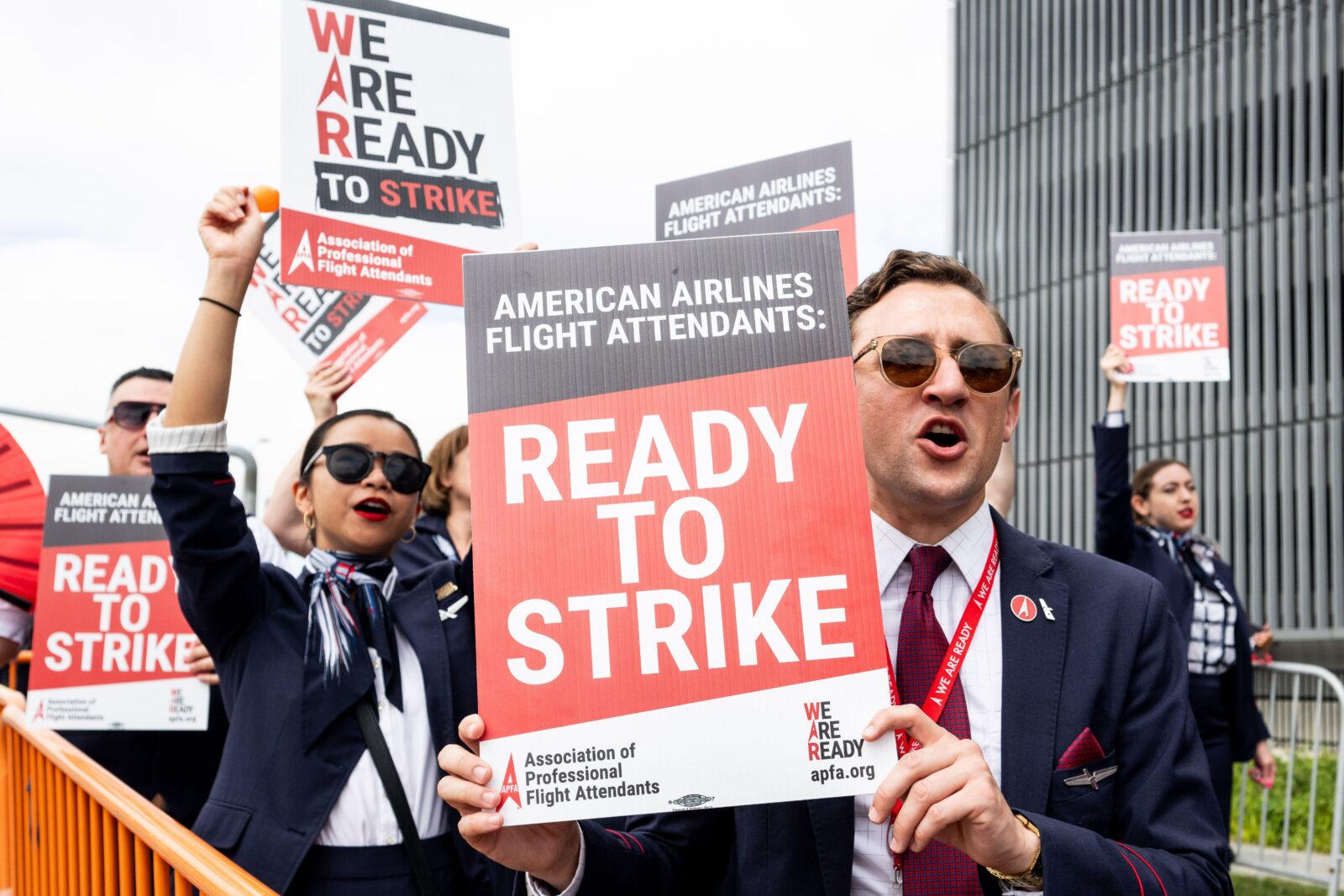 Turbulent Skies: American Airlines Flight Attendants Edge Closer to Strike Over Unresolved Pay Disputes