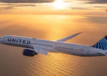 United Airlines Flight From Vancouver to Houston Turned Into a Distressing Journey As 24 Passengers Reported Nausea