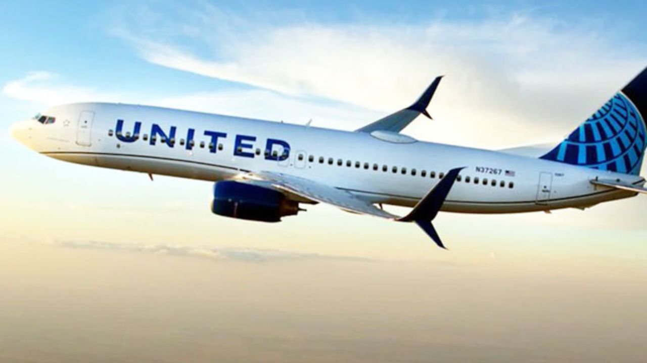 United Airlines Innovates with New Ad Strategy: A Closer Look at Your Next Flight Experience