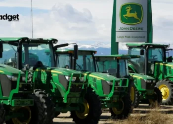 Why John Deere Workers Are Worried A Close Look at Job Cuts and Moving Production to Mexico