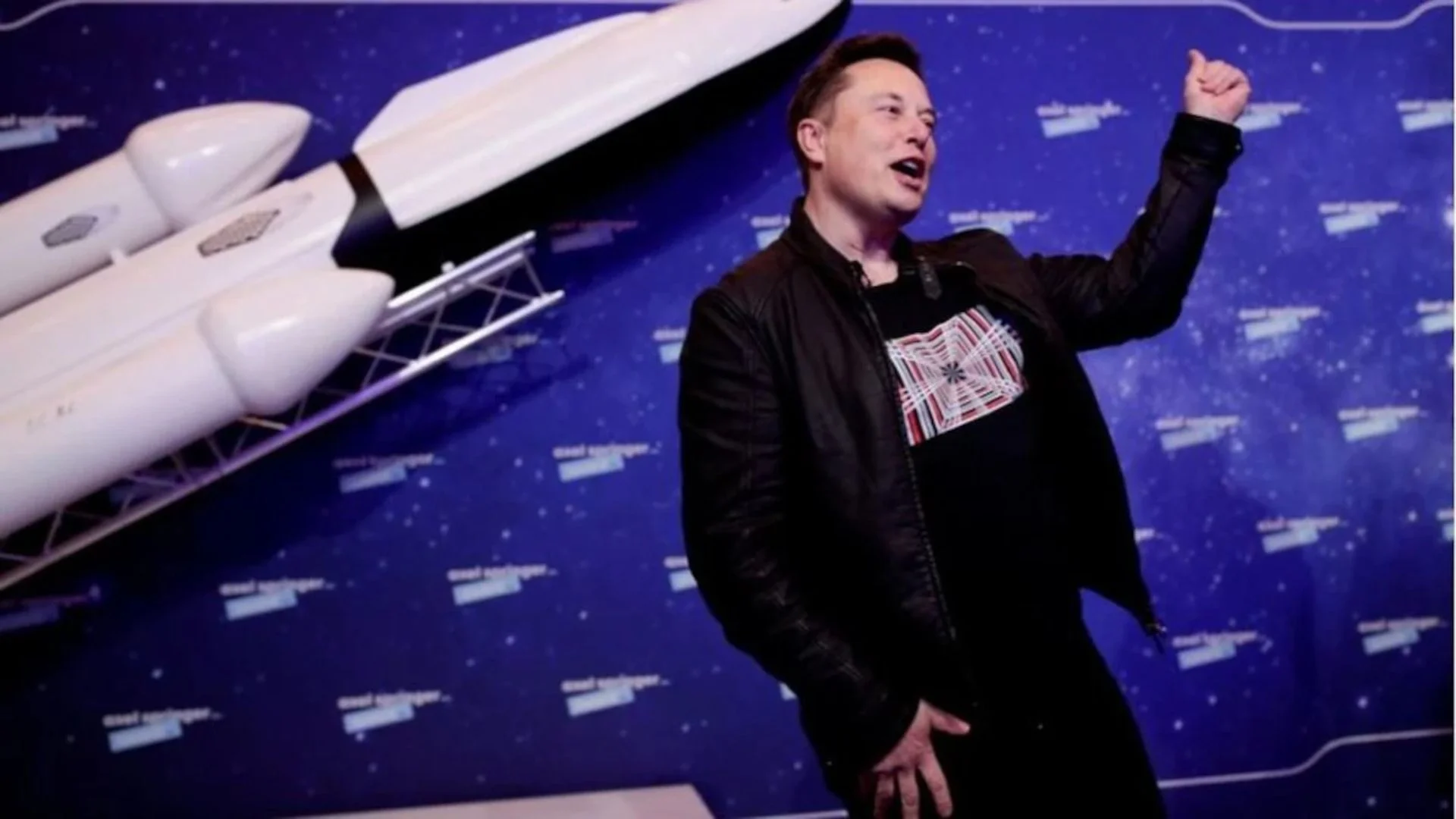 Elon Musk's Latest Promise Five SpaceX Starships to Start Mars Journey in Two Years----