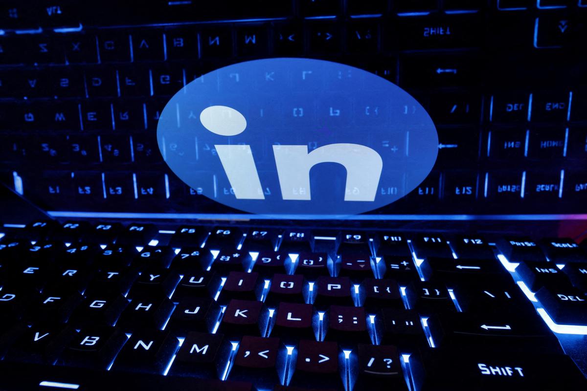 LinkedIn Users Shocked How Your Data is Secretly Powering AI – And What You Can Do About It---