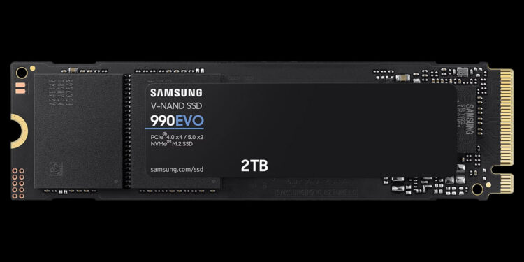 Meet Samsung's Latest Tech Marvel The 990 Evo Plus SSD Blazes Past Old Speeds, Perfect for Gamers and Pros