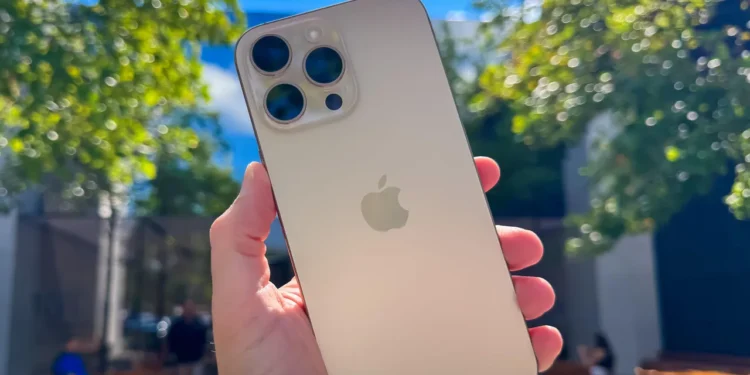 New iPhone 16 Pro Glitch Why Your Screen Might Not Notice Your Touches