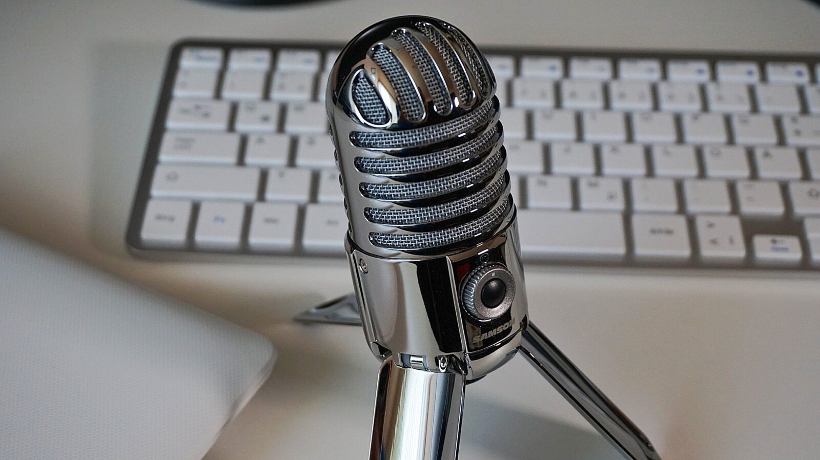 60+ Best Tech Podcasts to Follow for 2024-----