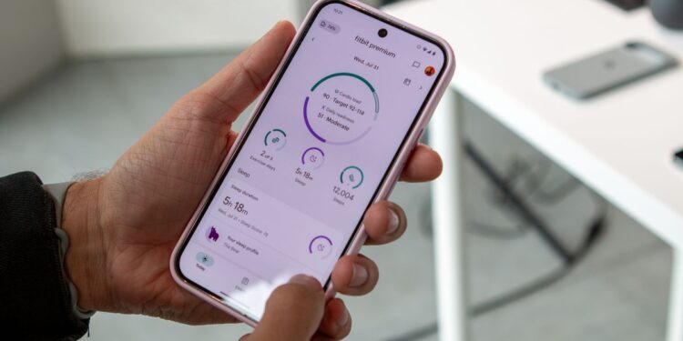 Discover How Fitbit's New 'Insights Explorer' Uses AI to Transform Your Health Tracking Experience